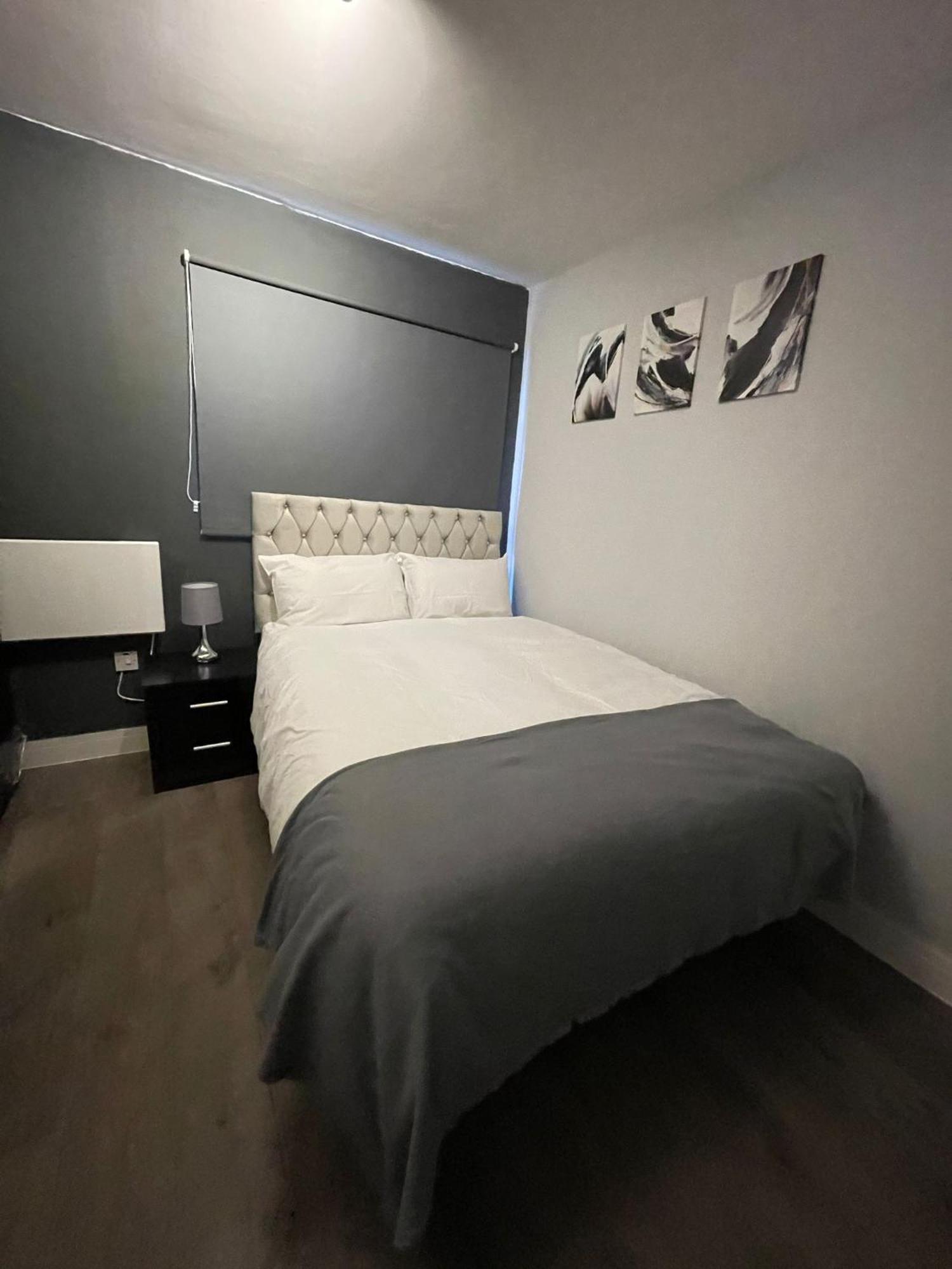Letzi Premium Cozy Retreat Private En-Suite Rooms, Wembley Λονδίνο Εξωτερικό φωτογραφία