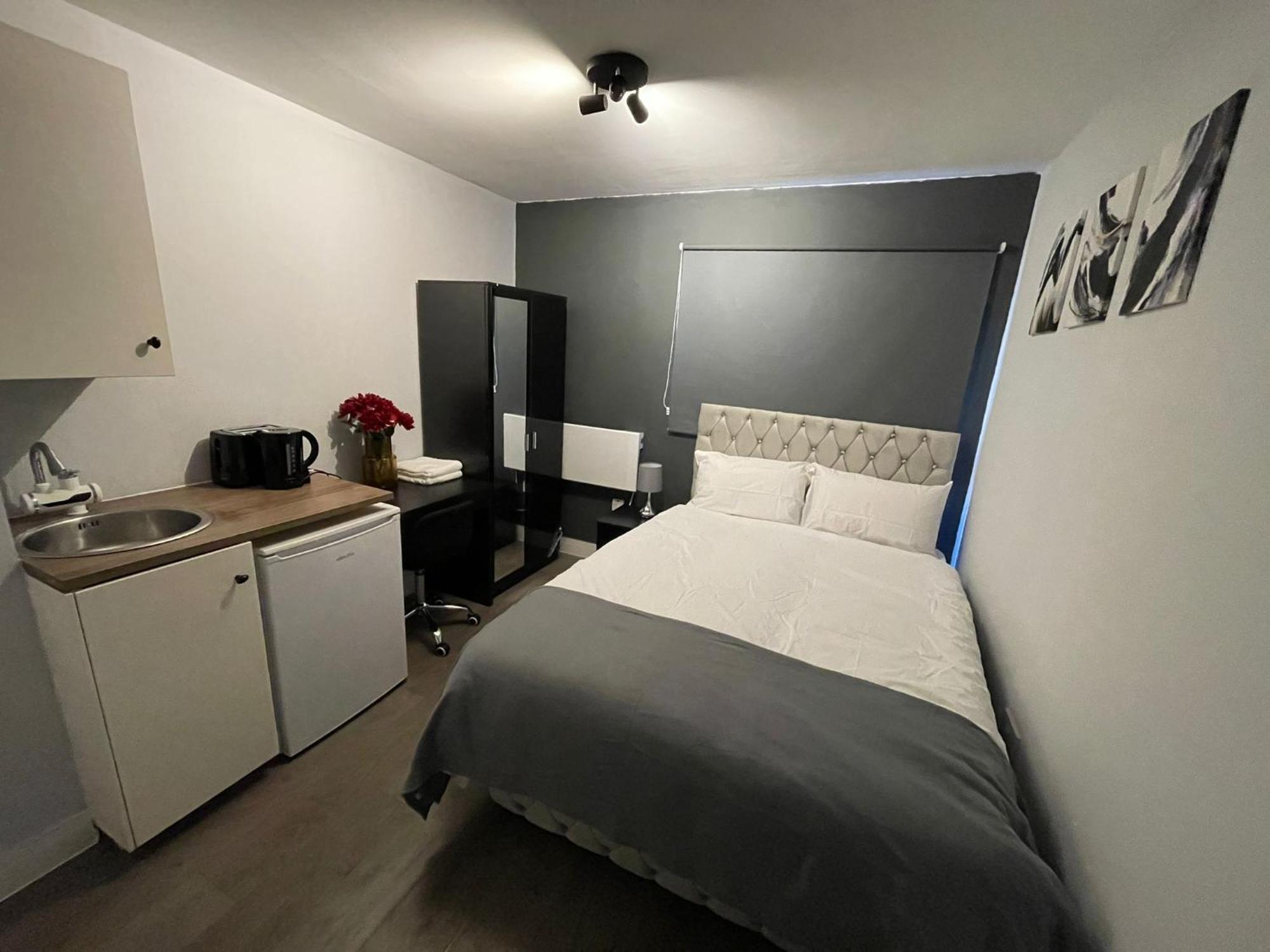 Letzi Premium Cozy Retreat Private En-Suite Rooms, Wembley Λονδίνο Εξωτερικό φωτογραφία